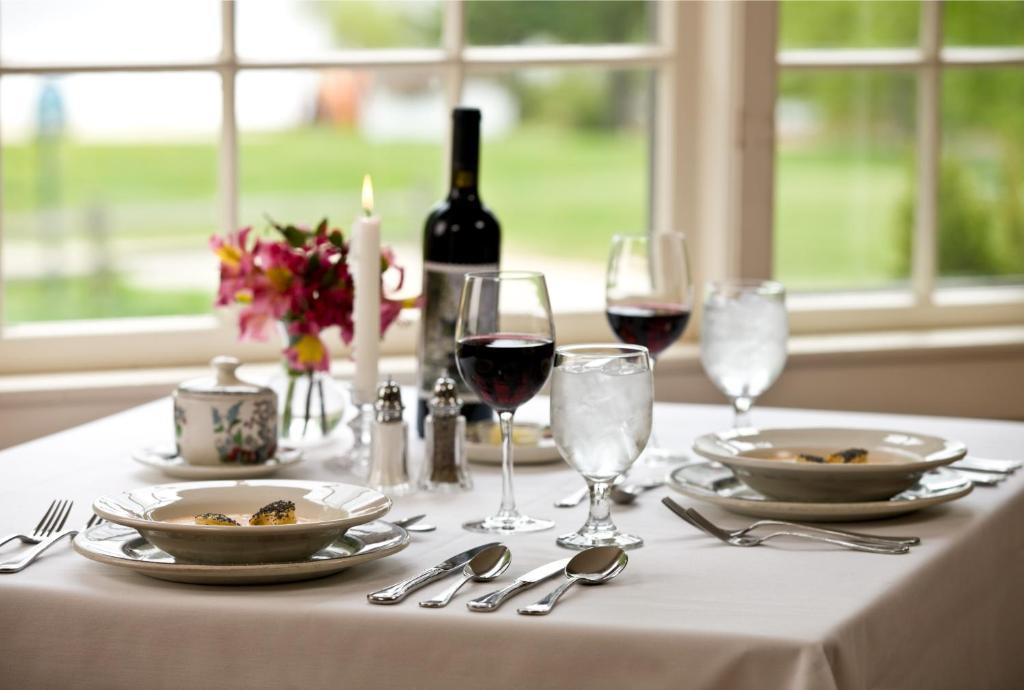 Inn At Pleasant Lake New London Εξωτερικό φωτογραφία