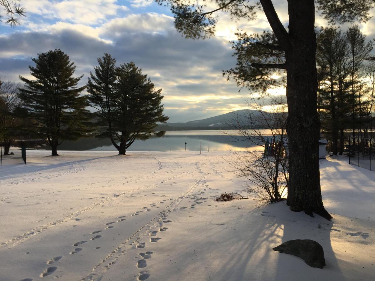 Inn At Pleasant Lake New London Εξωτερικό φωτογραφία